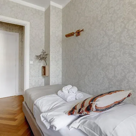 Eiffel Tower - 1br With Balcony - Cityapartmentstay Apartmán Paříž