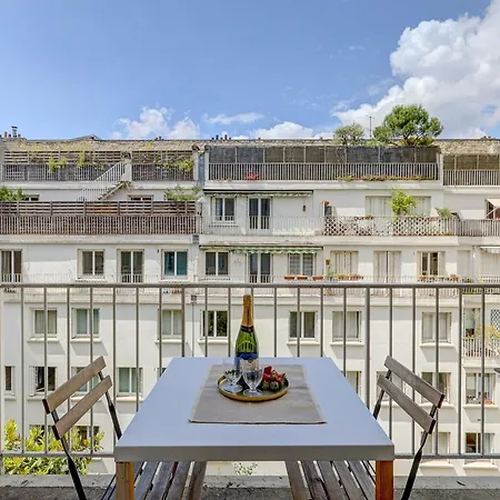 アパート Eiffel Tower - 1br With Balcony - Cityapartmentstay パリ