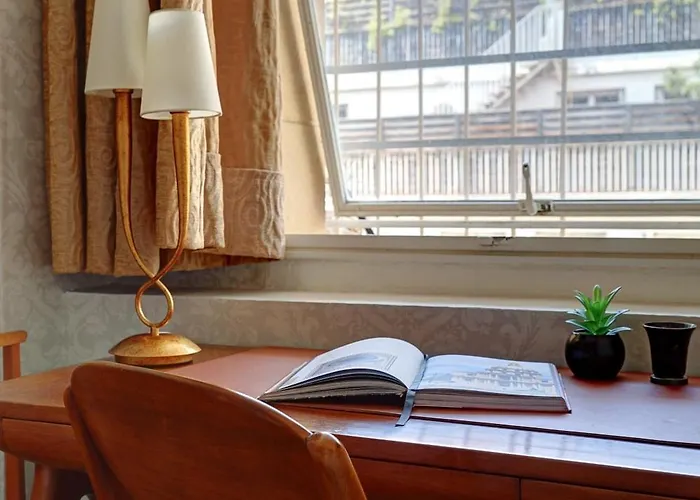 アパート Eiffel Tower - 1br With Balcony - Cityapartmentstay *