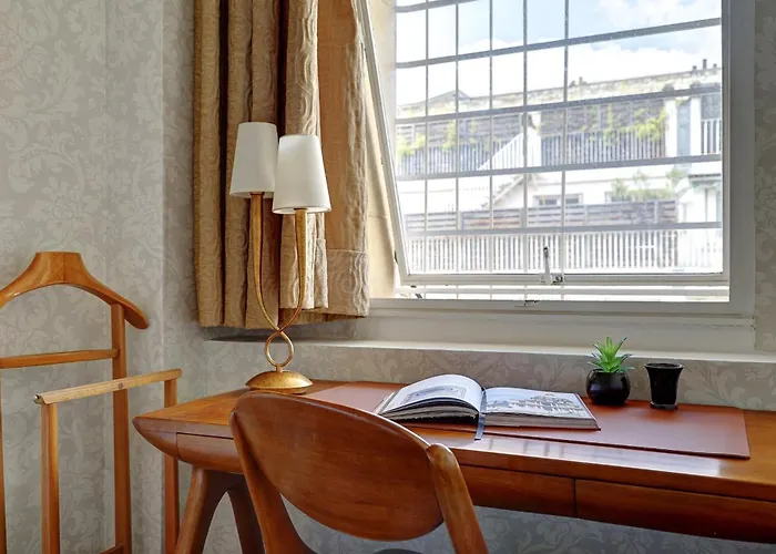 アパート Eiffel Tower - 1br With Balcony - Cityapartmentstay パリ