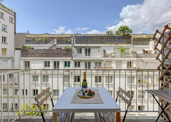 アパート Eiffel Tower - 1br With Balcony - Cityapartmentstay パリ